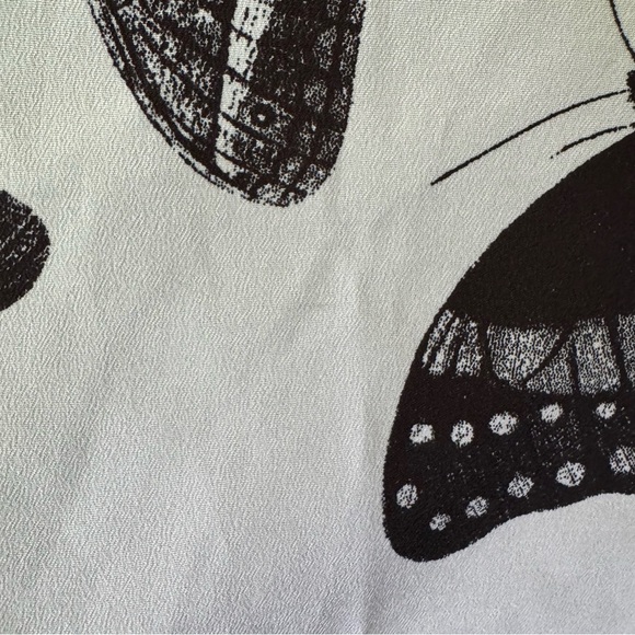 KENSIE HIGH LOW BLACK & WHITE BUTTERFLY MOTH DRESS SIZE MEDIUM - Picture 9 of 9